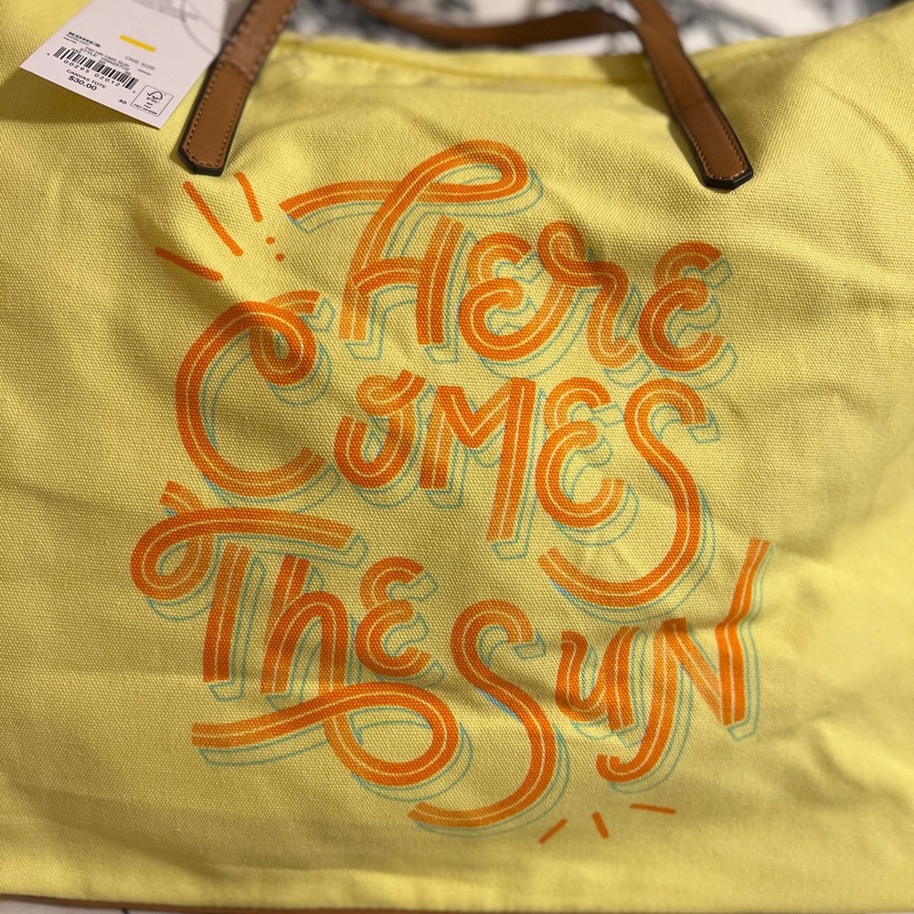💕🌼 NWT Beach Bag “Here comes the sun” - Picture 3 of 6